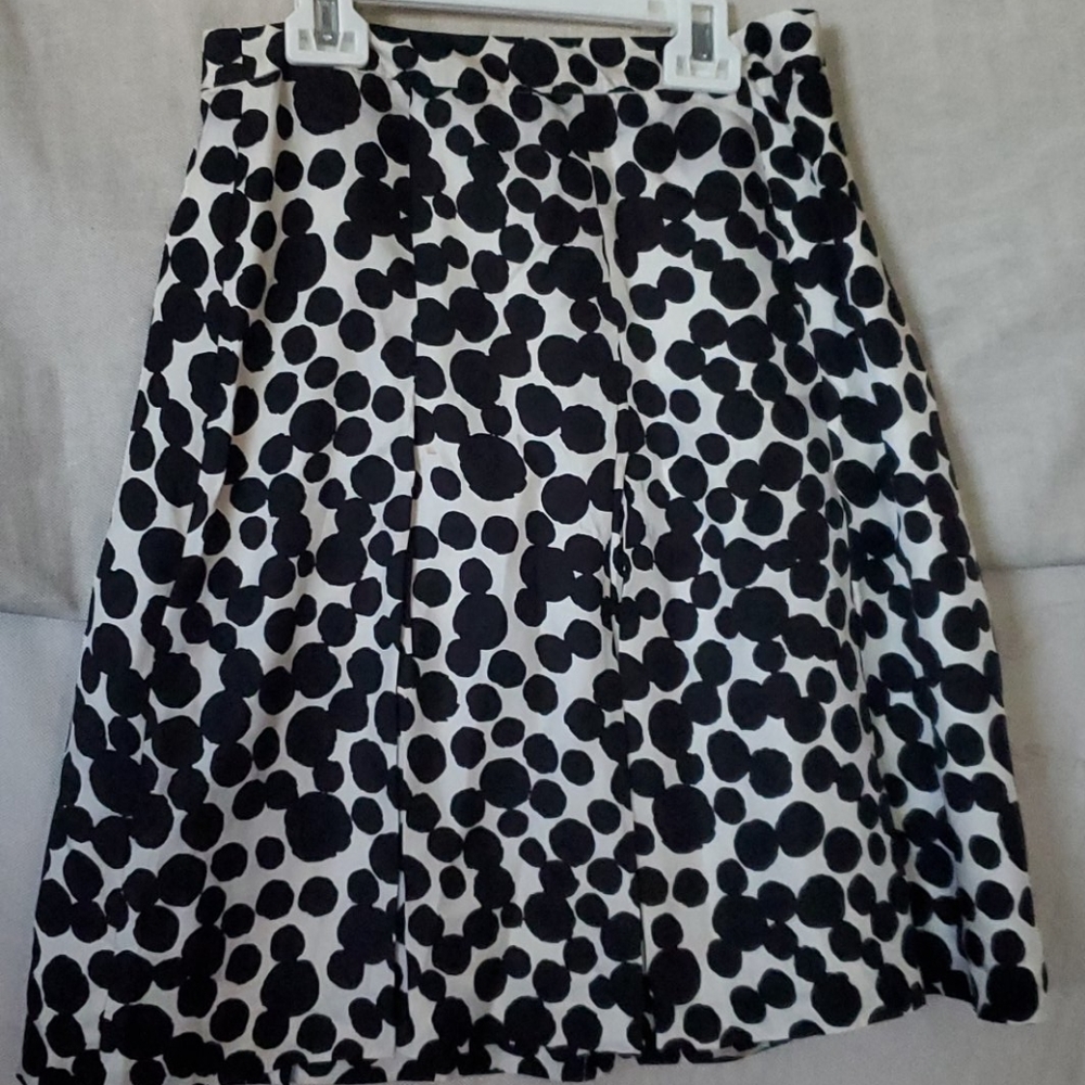 Ladies Skirt